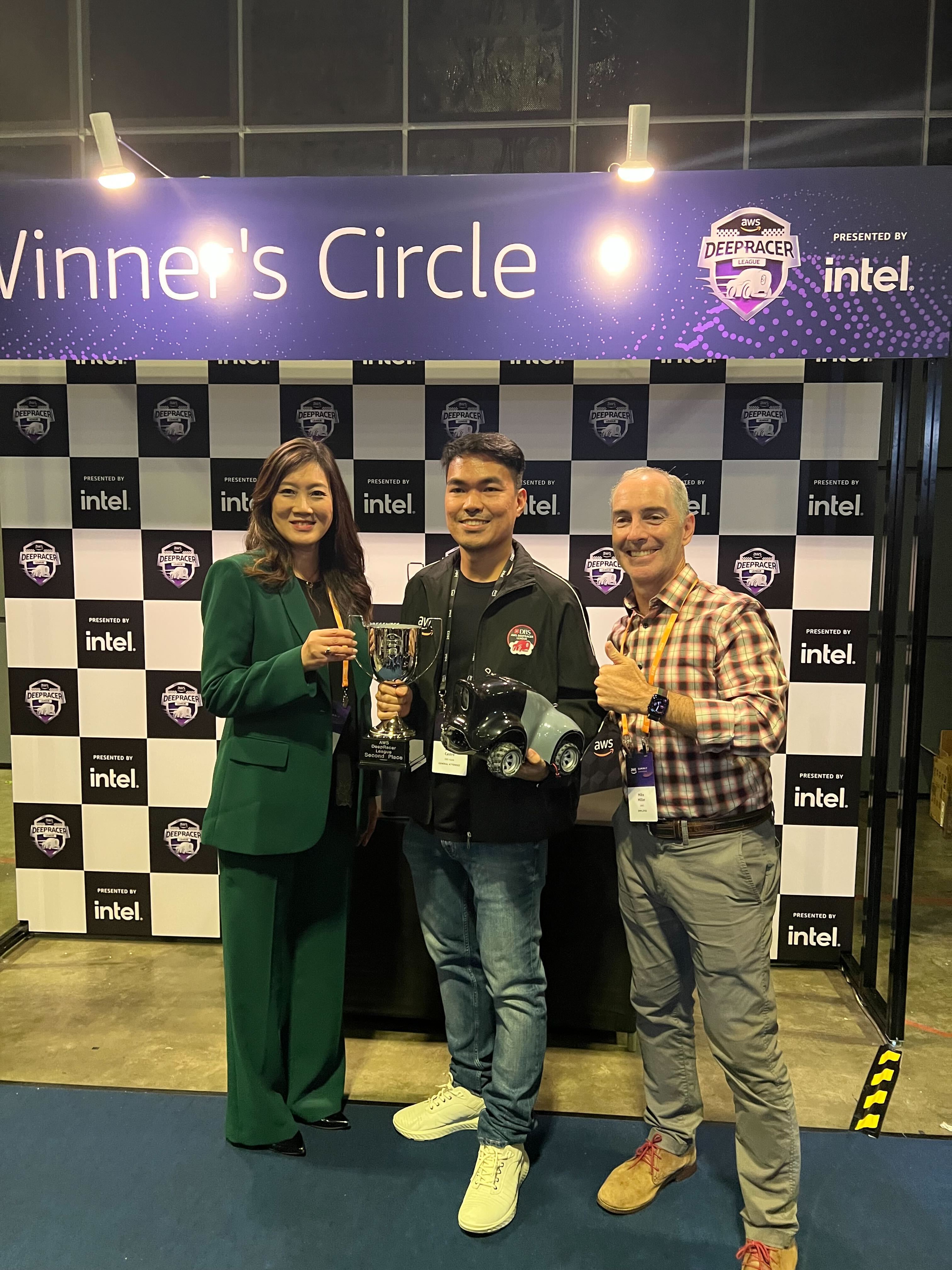 Robin Castro ant the Singapore AWS Summit (Source: Robin Castro)