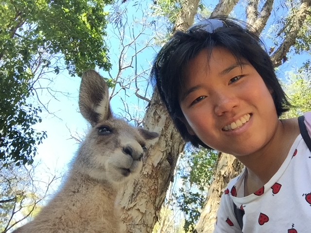 Yee Vien with a cangaroo (Source: Yee Vien Ng)